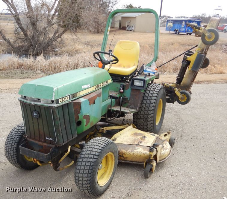 John Deere 855  tractor - KT9106