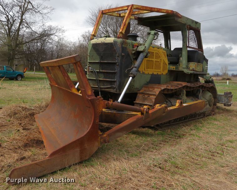 1975 Caterpillar D8K  dozer - DN7939