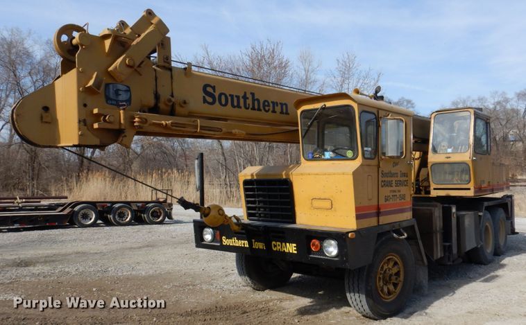 Grove  crane - IM9837