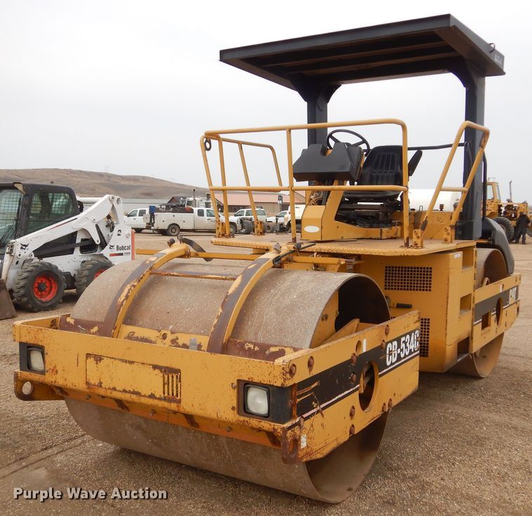 1998 Caterpillar CB 534C  double drum roller - MX9965