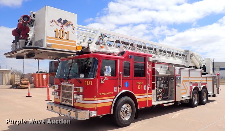 2003 Pierce  aerial platform fire truck - DP4510