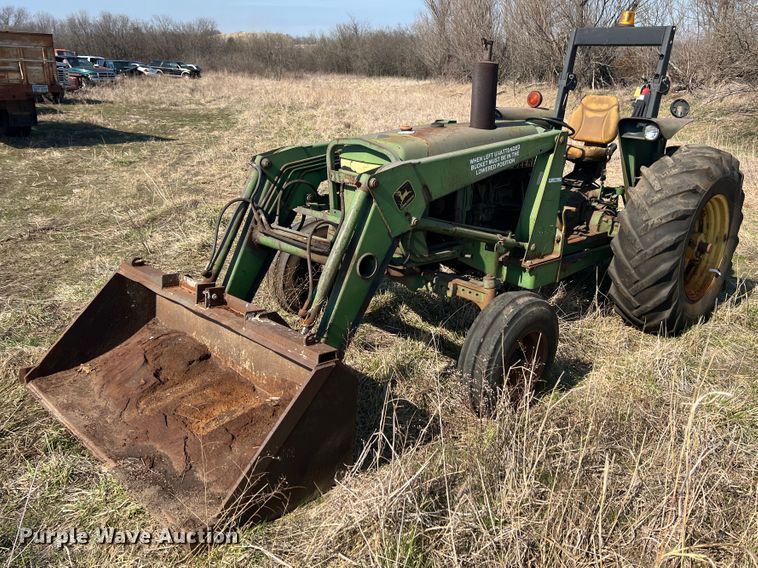 John Deere 2640  tractor - JH9227