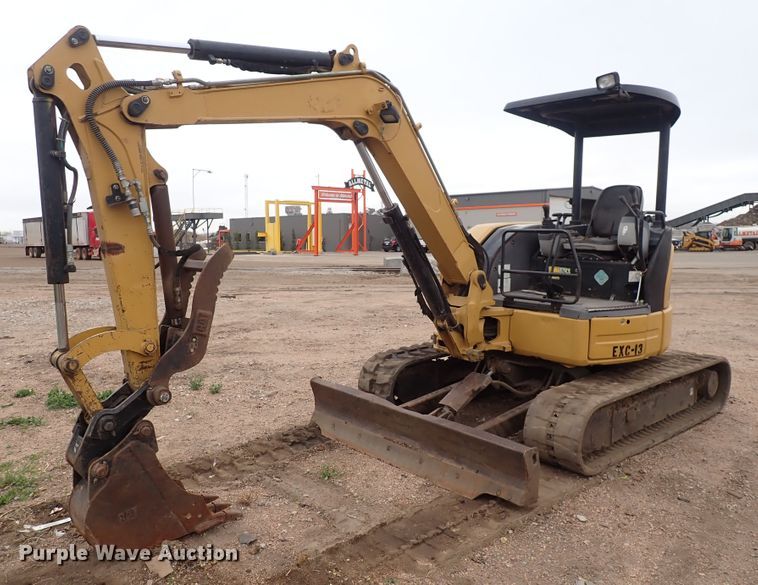 2007 Caterpillar 304C CR  mini excavator - DI1863