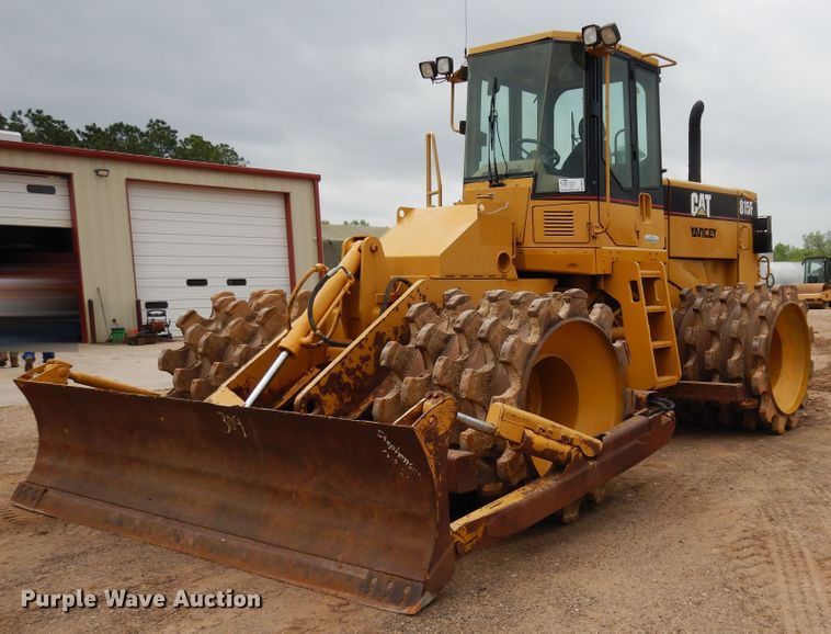 2001 Caterpillar 815F  soil compactor - DK0341