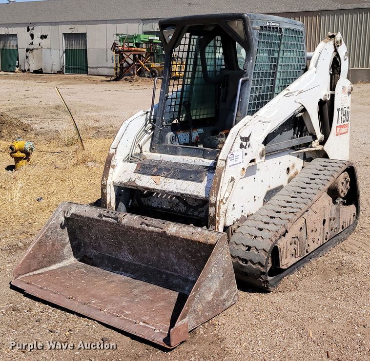 2009 Bobcat T190  tracked skid steer loader - DN7355