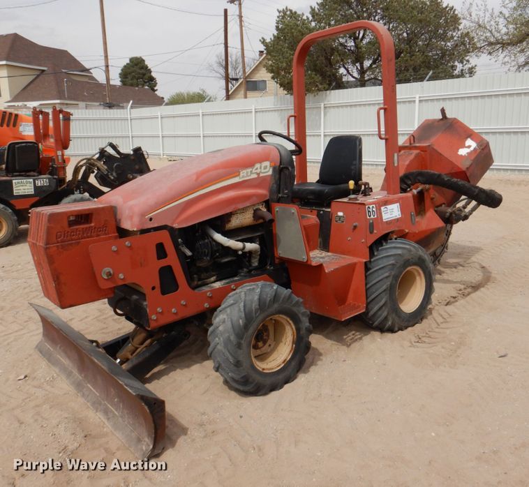 2005 Ditch Witch RT40  rock saw - DP3962