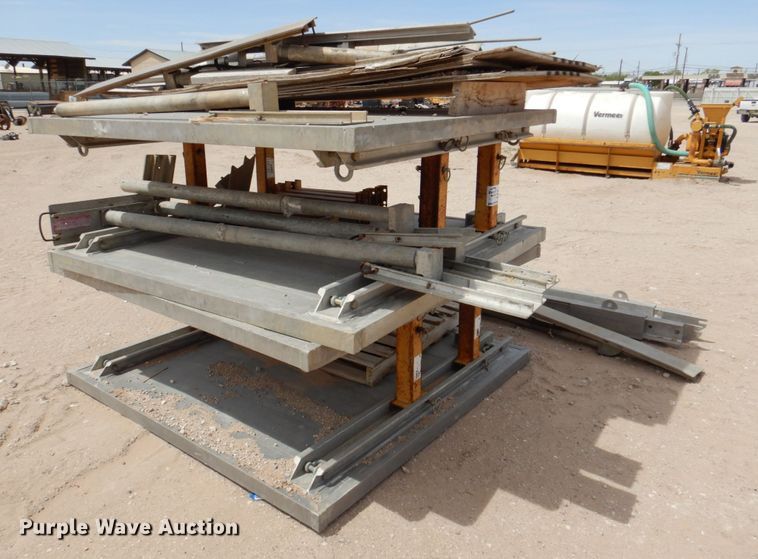 (2) Pro -Tec trench boxes - DP3968