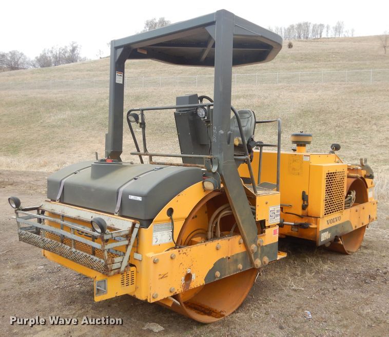 Volvo DD90HF  double drum vibratory roller - MY9029