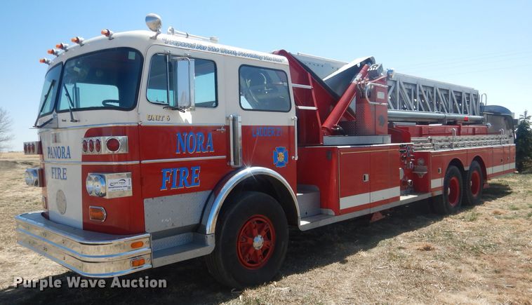 1975 Sutphen TS85  aerial platform fire truck - DJ1299