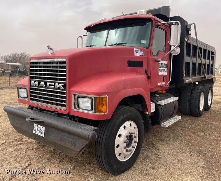2007 Mack CHN613  dump truck - DJ5084