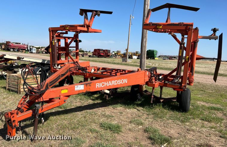 Richardson AE-43  sweep plow - DR1398
