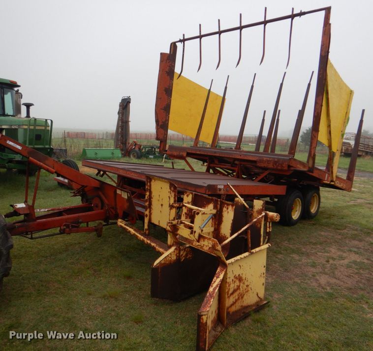 New Holland Stackliner 1033  bale stacker - KP9150