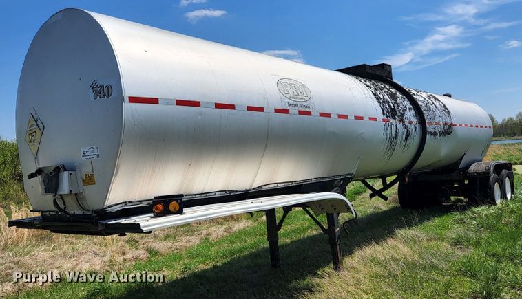1985 Fruehauf TEH-FE2-R 7000 tank trailer - DI1209