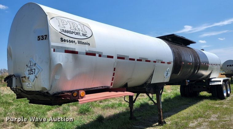 1981 Fruehauf TEH-FE2-R 7000  tank trailer - DI1211
