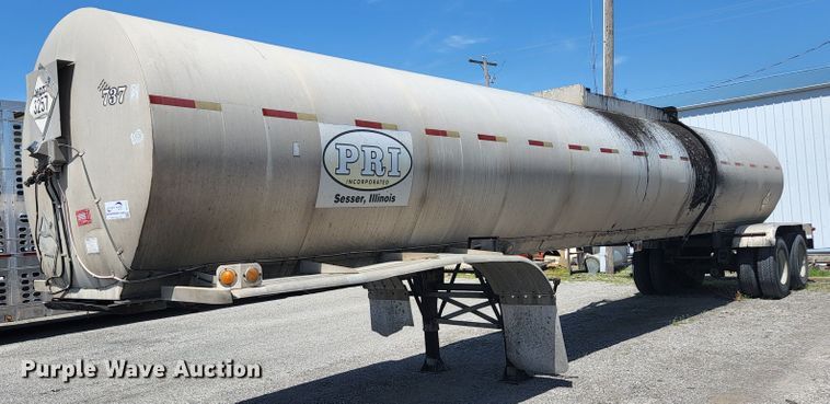 1992 Custom Trailers  tank trailer - DI1213