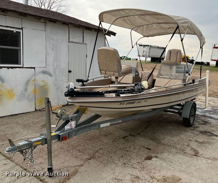 1984 Bayliner  boat - DR1359