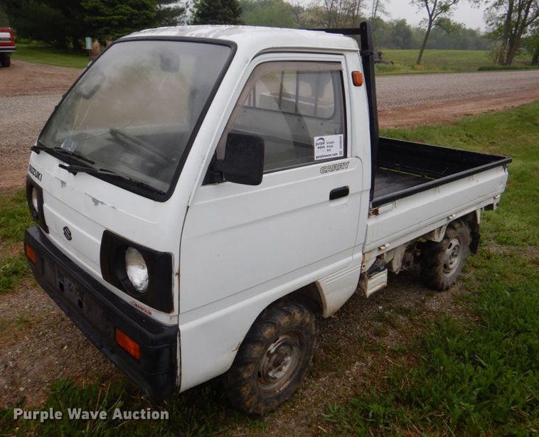Suzuki Carry  mini truck - DS8030