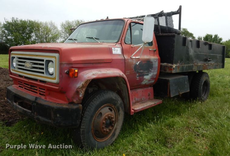 1976 Chevrolet C60  dump truck - DN1562