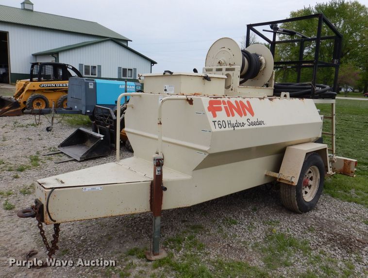Finn T-60-T II  hydroseeder - JH9855