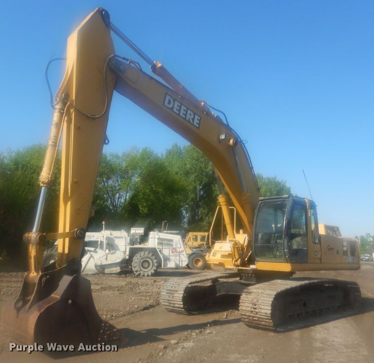 2005 John Deere 330C LC  excavator - KS9929