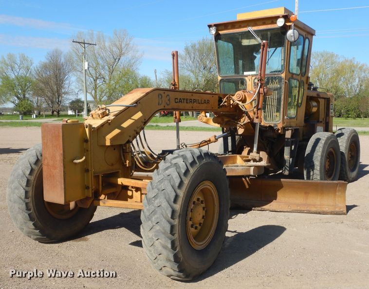 1975 Caterpillar 12G  motor grader - KS9950