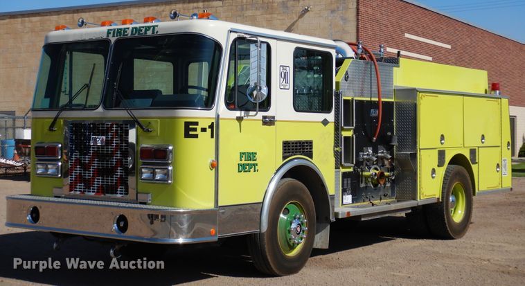 1991 Spartan Gladiator  pumper fire truck - DR1183
