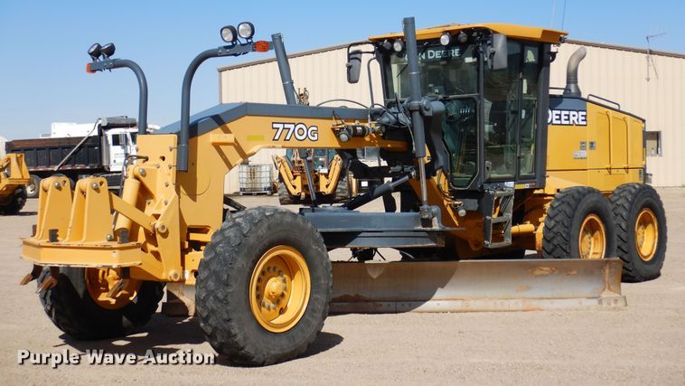 2011 John Deere 770G  motor grader - DR1194