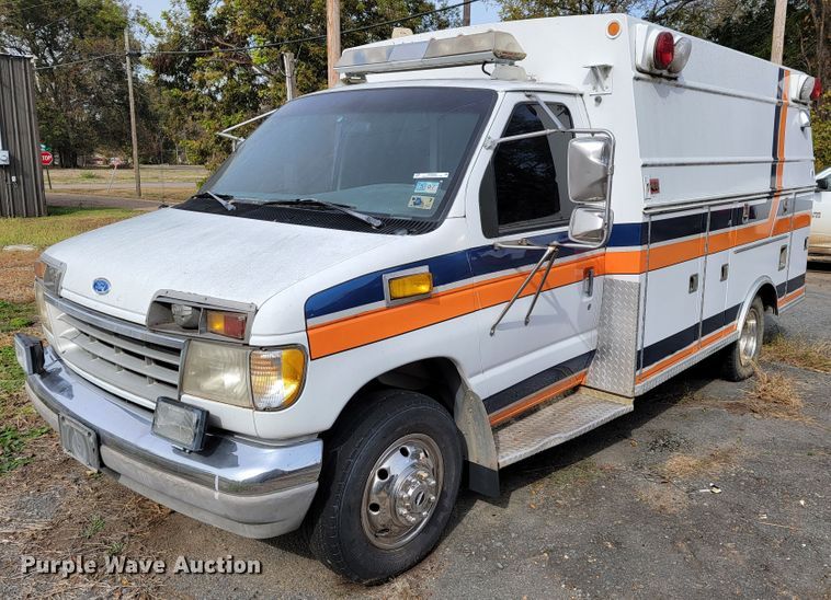 1994 Ford Econoline E350  ambulance - KQ9084