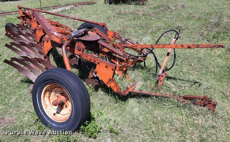 Case  four bottom plow - KC9474