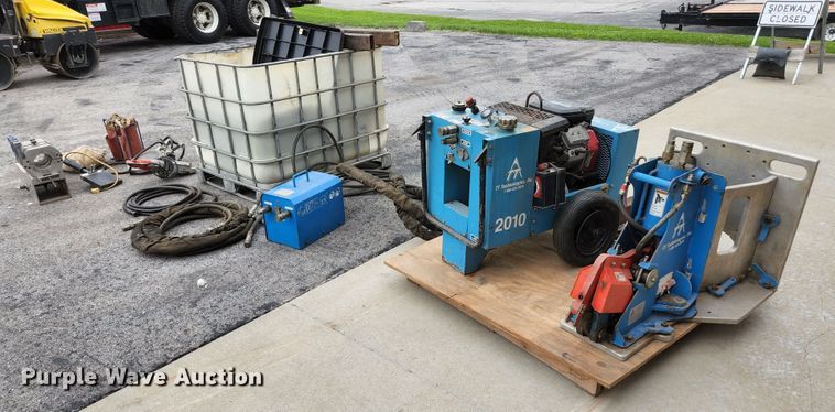 TT Technology  lateral pipe bursting system - DM7433