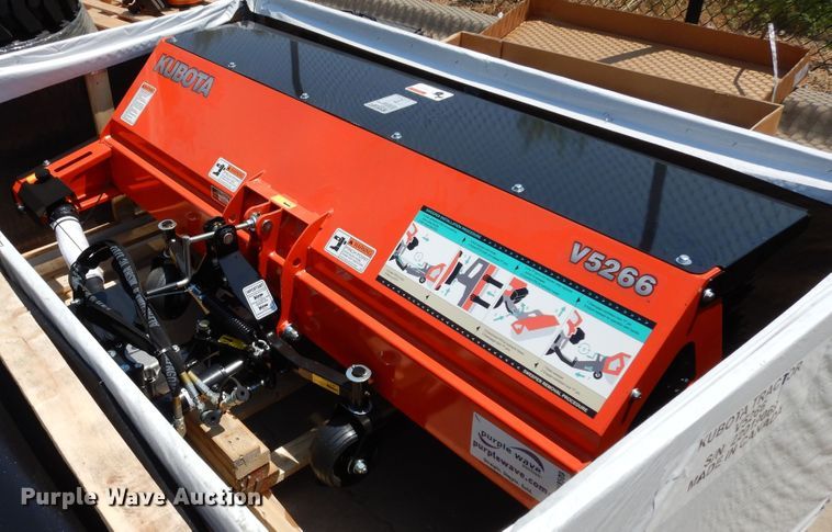 Kubota V5266  broom - DH8508
