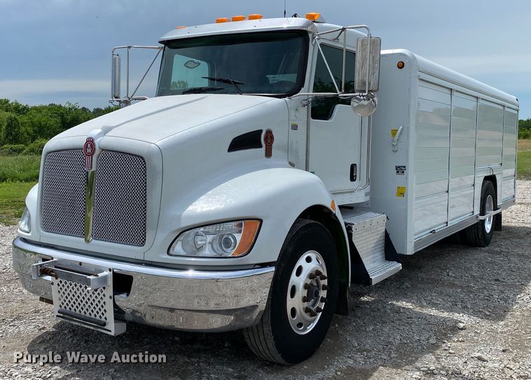 2012 Kenworth T370  delivery truck - JU9219