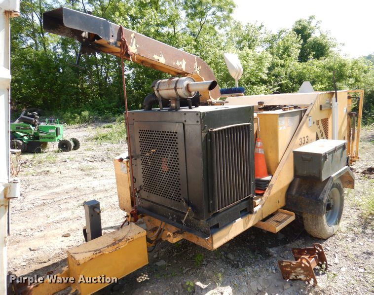 Woodsman 18X  wood chipper - KR9304