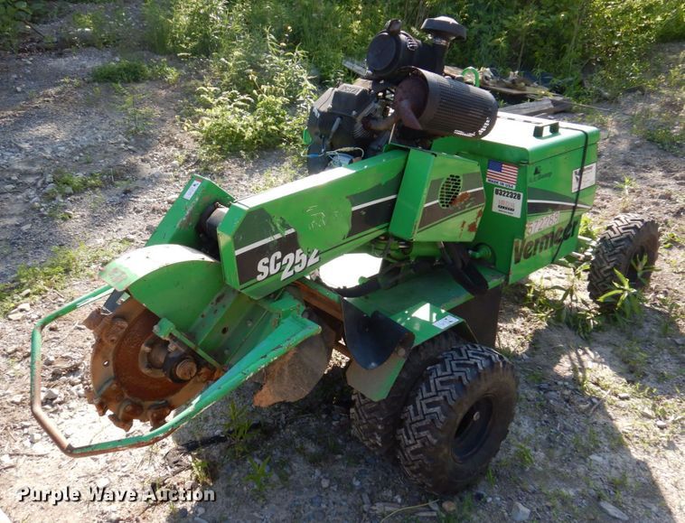 2013 Vermeer SC252  stump grinder - KR9308