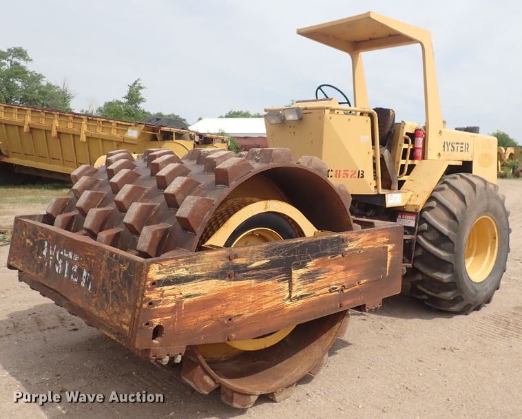 Hyster C852B  single drum vibratory roller - DS7073