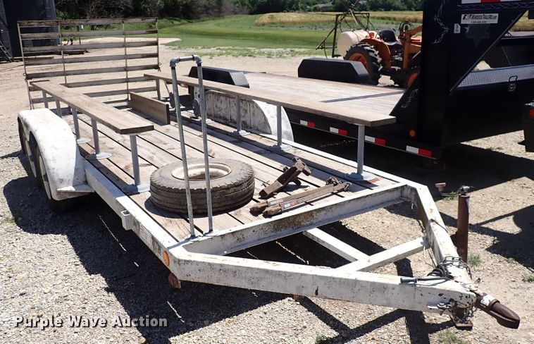1983 Diamond C CHT  utility trailer - DS7091