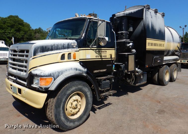 2002 Sterling Acterra  vacuum truck - DS8044