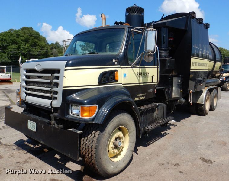 2003 Sterling Acterra  vacuum truck - DS8045