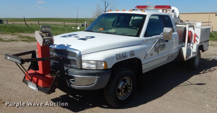 1998 Dodge Ram 3500  Quad Cab brush fire truck - KS9908