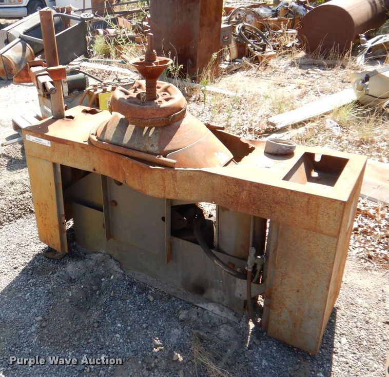 Hydraulic press and tire changer - MK9581