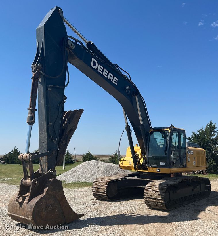 2010 John Deere 350D LC  excavator - DJ7651
