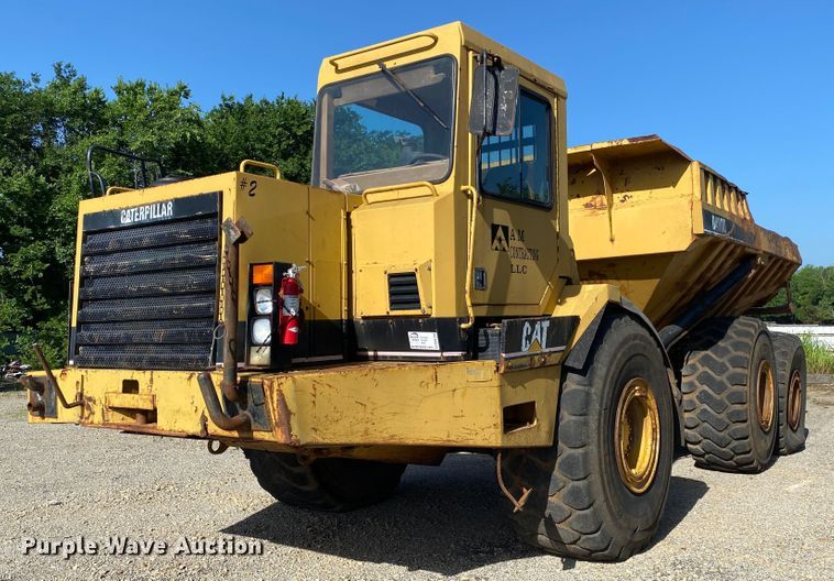 1994 Caterpillar D400D  haul truck - DM4166