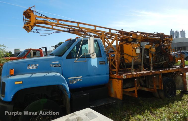 1995 GMC TopKick LoPro  drilling rig truck - MD9189
