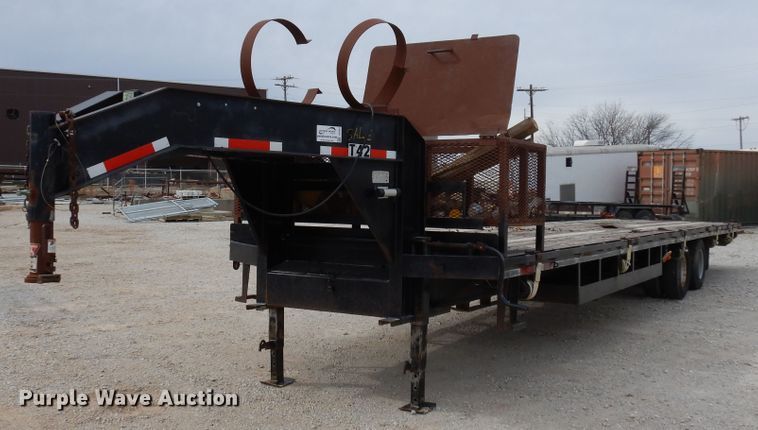 2006 Apache  equipment trailer - DF0297