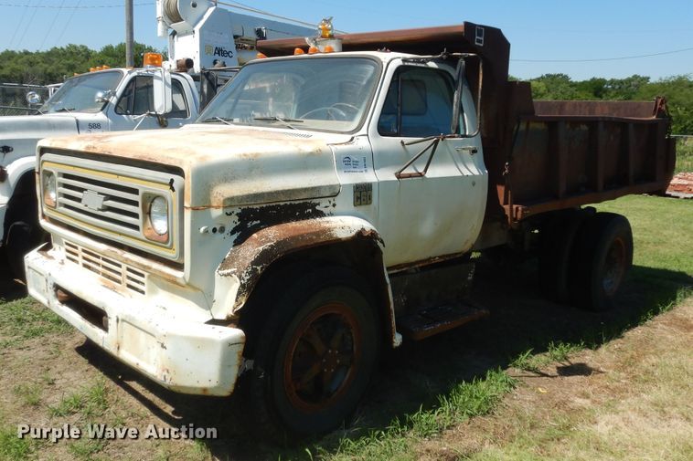 1975 Chevrolet C60  dump truck - DN1583