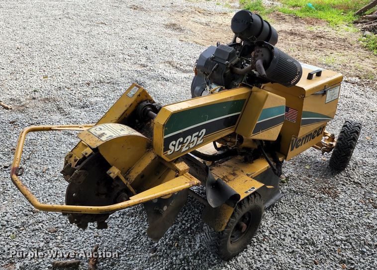 Vermeer SC252  stump grinder - JA9852
