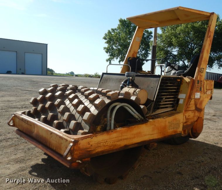 1985 Hyster C612B  single drum vibratory roller - DN1646