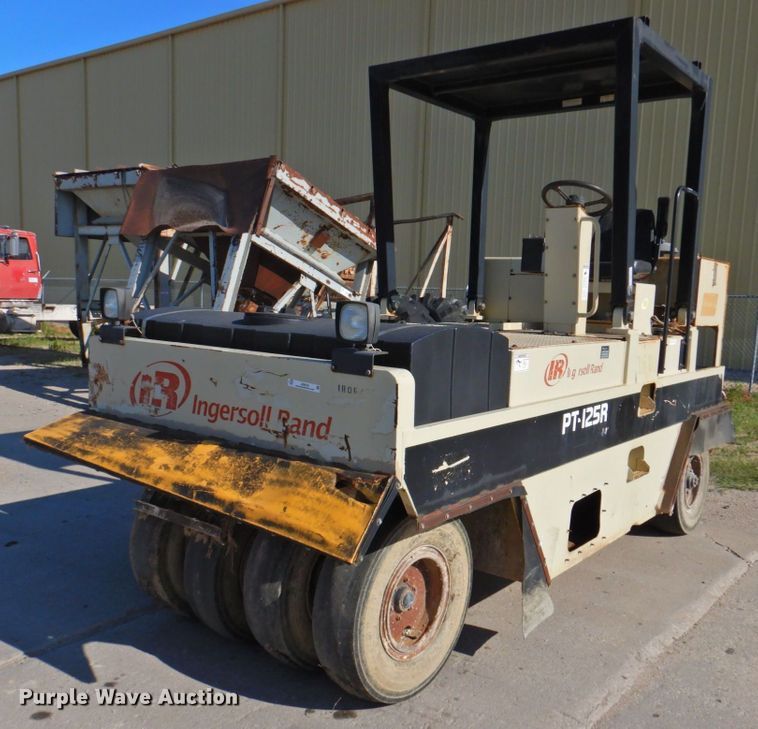 2007 Ingersoll Rand PT125R  pneumatic roller - JS9018