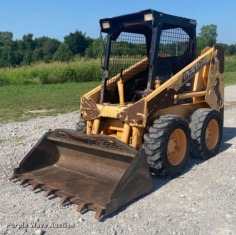 2001 Mustang 2042  skid steer loader - JU9265