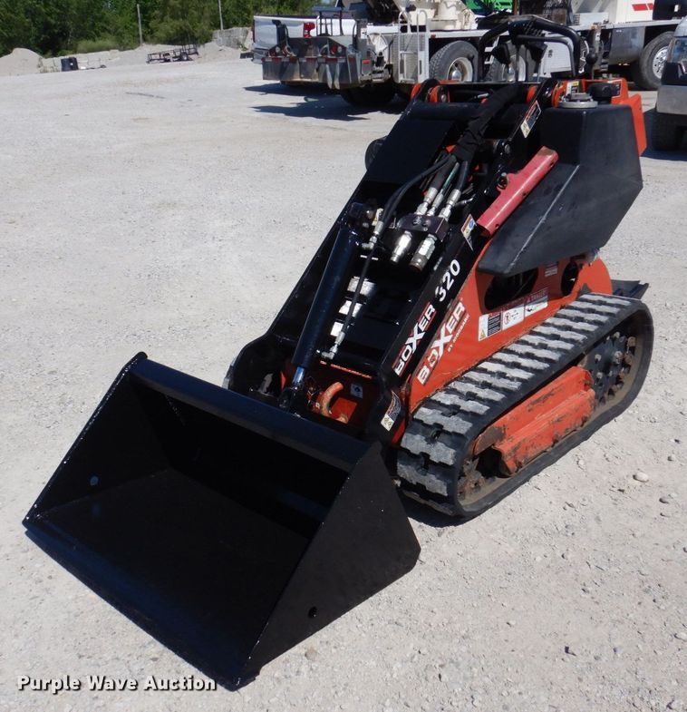 2017 Morbark 320  compact utility loader - MU9656